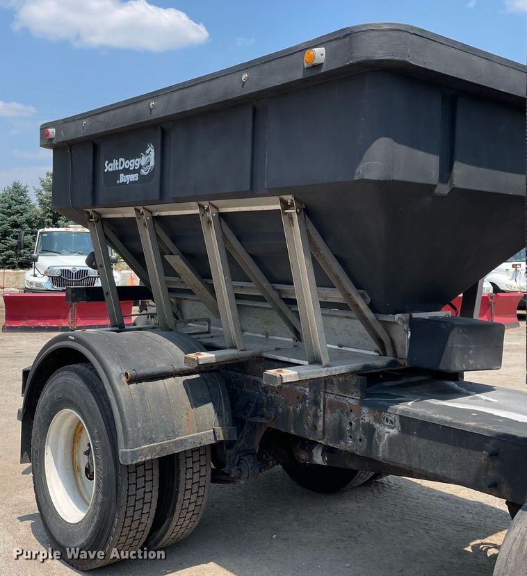 image for item DS8912 2012 International TranStar 8600  spreader truck