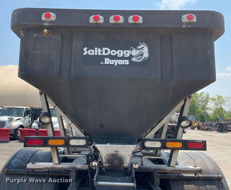 image for item DS8912 2012 International TranStar 8600  spreader truck