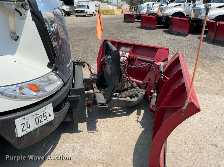 image for item DS8912 2012 International TranStar 8600  spreader truck