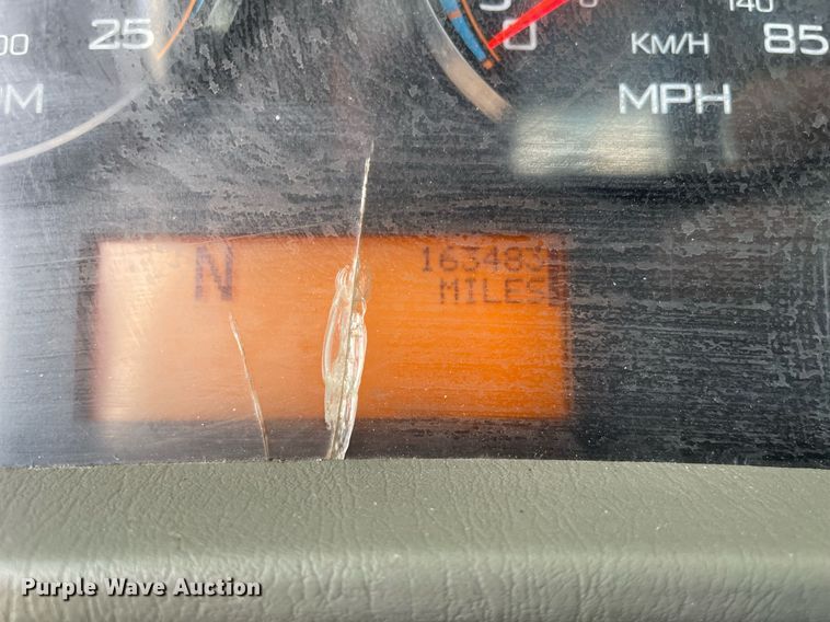 image for item DS8912 2012 International TranStar 8600  spreader truck