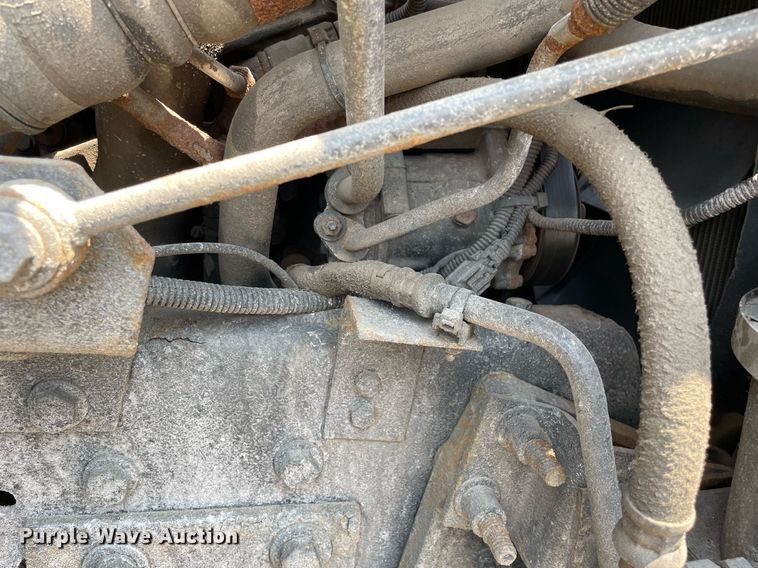 image for item DS8912 2012 International TranStar 8600  spreader truck