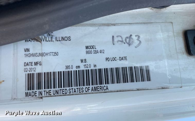 image for item DS8912 2012 International TranStar 8600  spreader truck