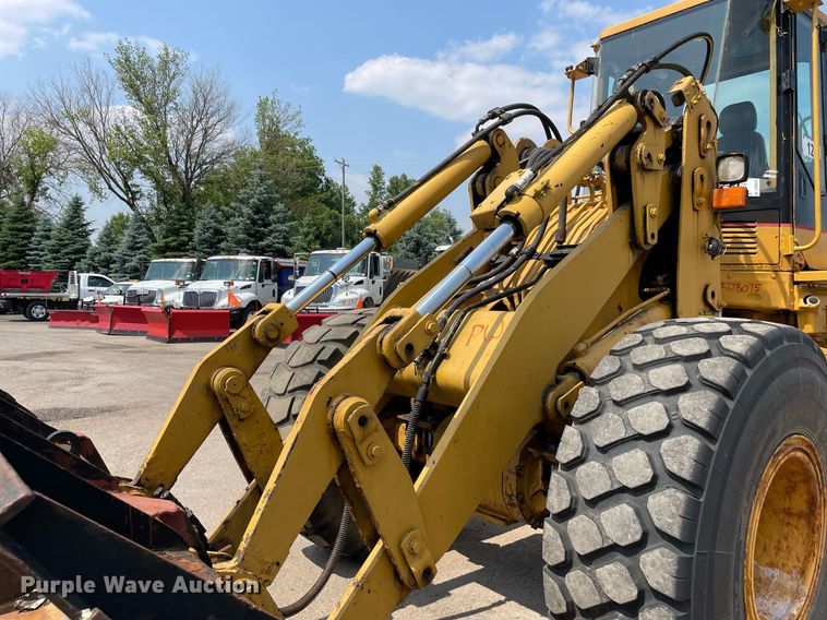 image for item DS8916 1995 Caterpillar IT38F  wheel loader