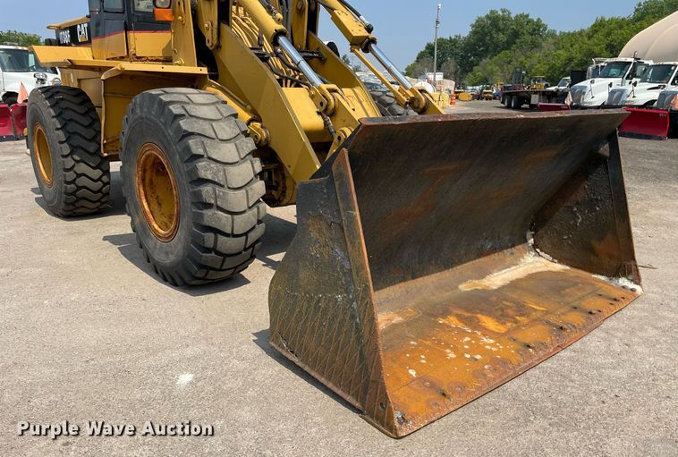 image for item DS8916 1995 Caterpillar IT38F  wheel loader