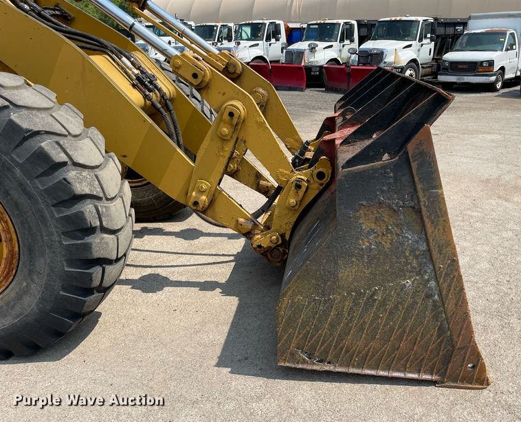 image for item DS8916 1995 Caterpillar IT38F  wheel loader