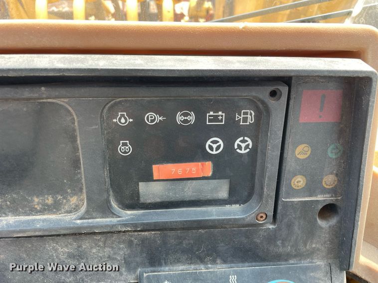 image for item DS8916 1995 Caterpillar IT38F  wheel loader