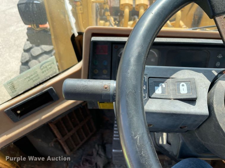 image for item DS8916 1995 Caterpillar IT38F  wheel loader