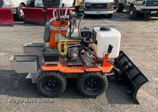 image for item DS8917 2021 Snowrator ZX4