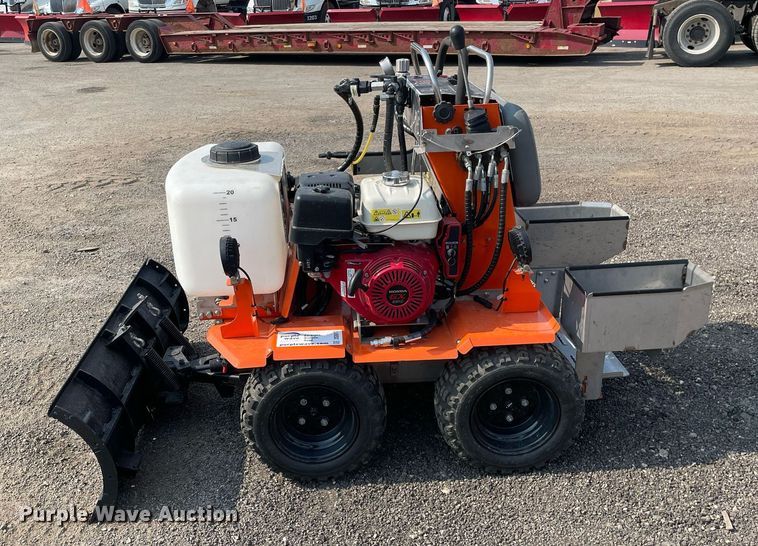 image for item DS8917 2021 Snowrator ZX4