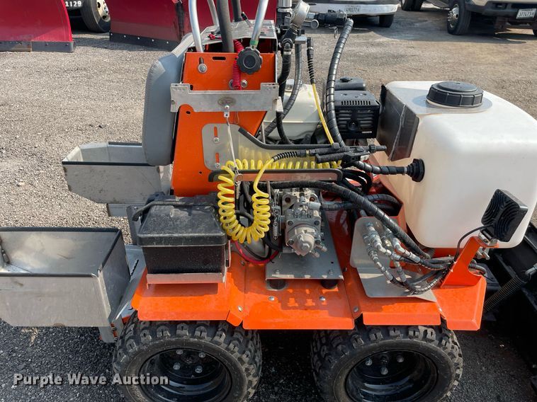 image for item DS8917 2021 Snowrator ZX4