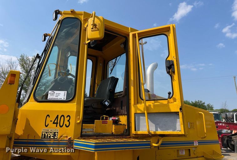 image for item DS8918 1994 Case 621B  wheel loader