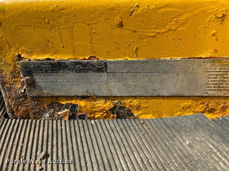 image for item DS8918 1994 Case 621B  wheel loader