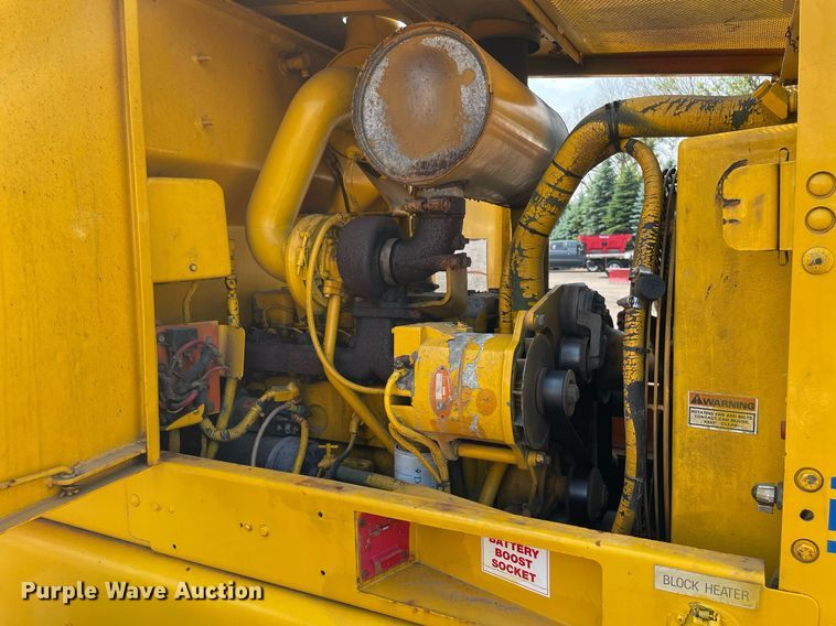 image for item DS8918 1994 Case 621B  wheel loader