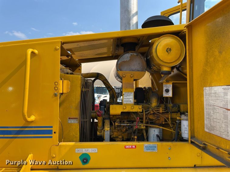 image for item DS8918 1994 Case 621B  wheel loader