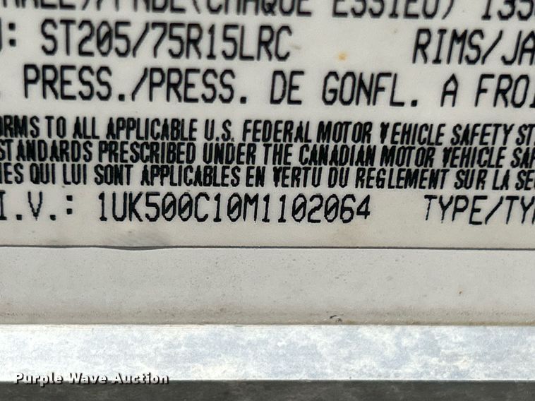 image for item DS8919 2021 Interstate SFC58SAFS  enclosed cargo trailer