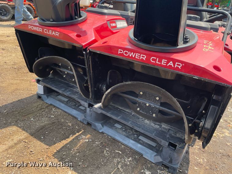 image for item DS8921 (4) Toro Power Clear snow blowers