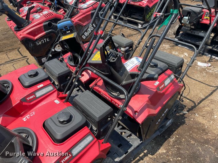 image for item DS8922 (4) Toro Power Clear snow blowers