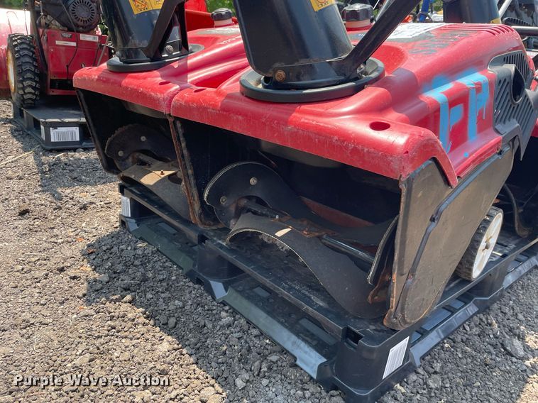 image for item DS8924 (4) Toro Power Clear snow blowers