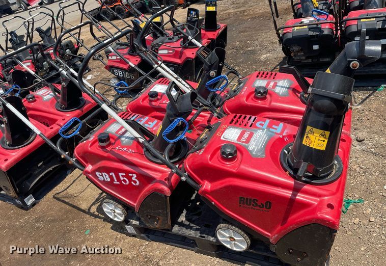 image for item DS8929 (4) Toro Power Clear snow blowers