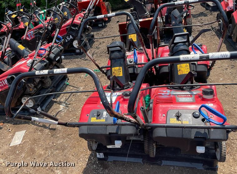 image for item DS8929 (4) Toro Power Clear snow blowers