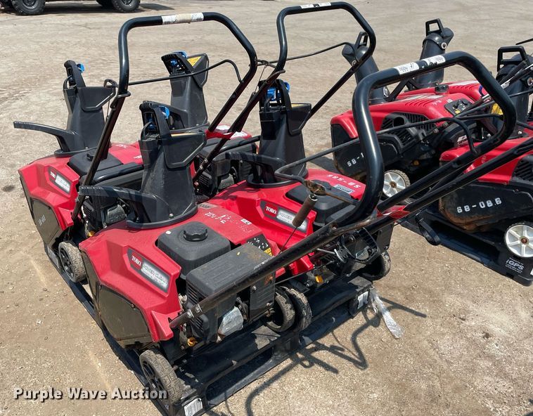 image for item DS8933 (4) Toro Power Clear snow blowers