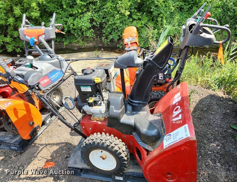 image for item DS8941 (2) two stage snow blowers