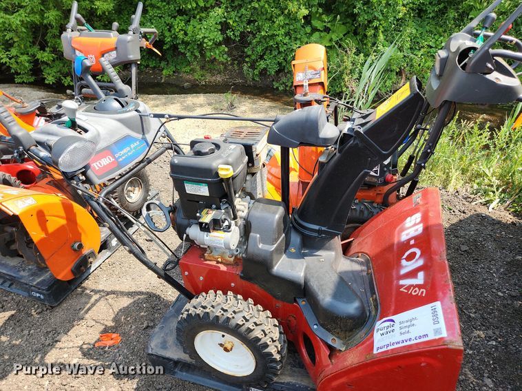 image for item DS8941 (2) two stage snow blowers