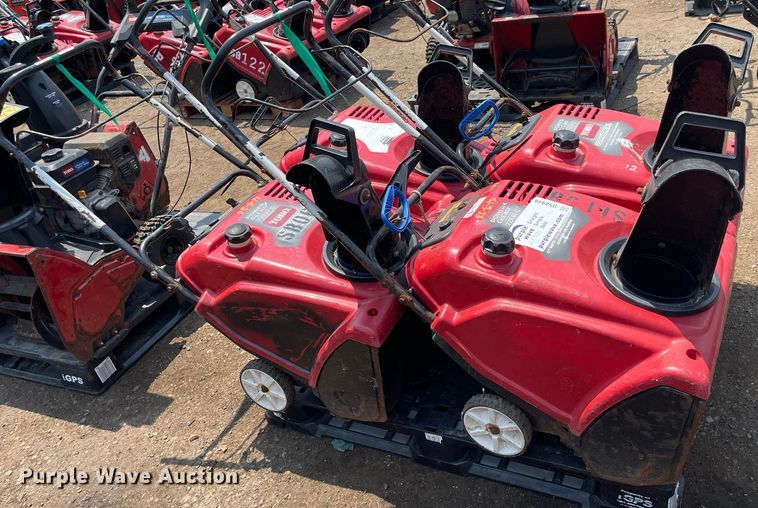 image for item DS8949 (4) Toro Power Clear snow blowers