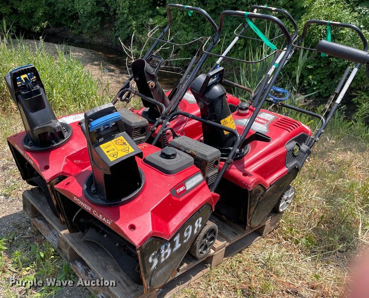 image for item DS8954 (4) Toro Power Clear snow blowers