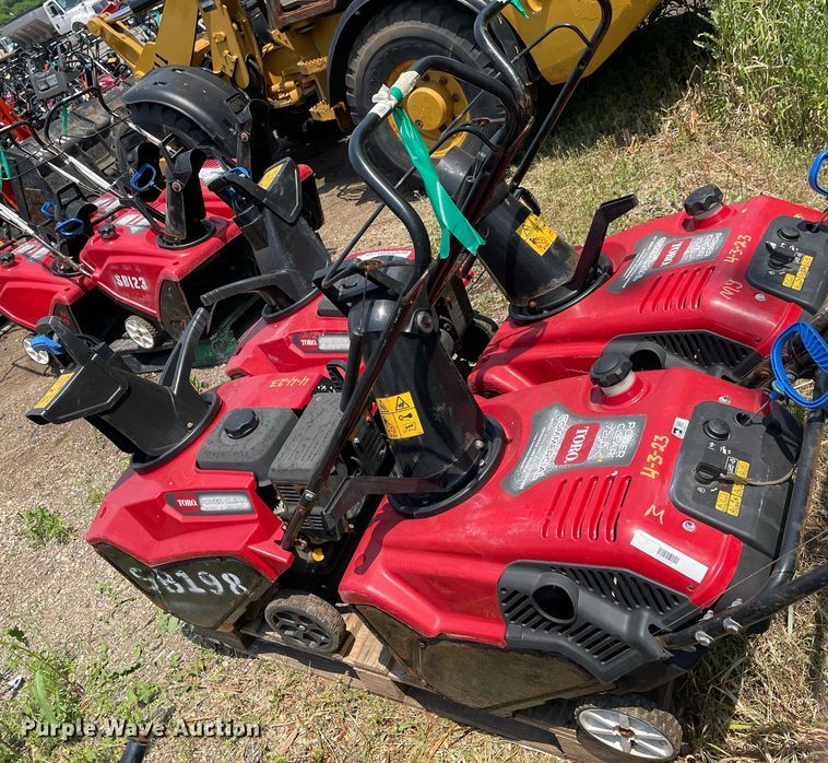 image for item DS8954 (4) Toro Power Clear snow blowers