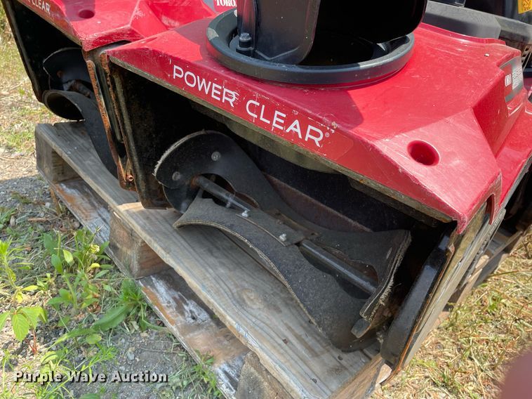 image for item DS8954 (4) Toro Power Clear snow blowers