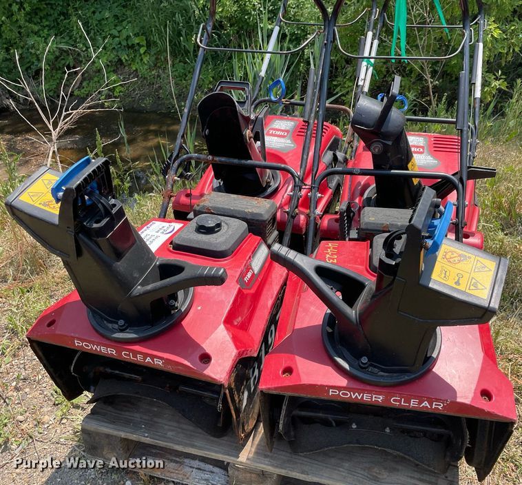 image for item DS8954 (4) Toro Power Clear snow blowers