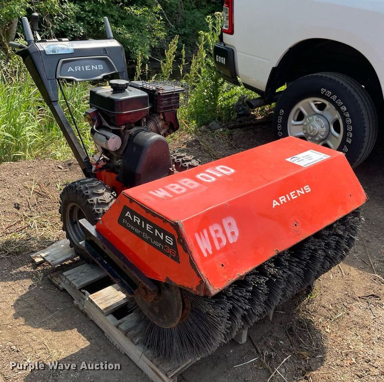 image for item DS8956 2017 Ariens Power Brush 36  broom