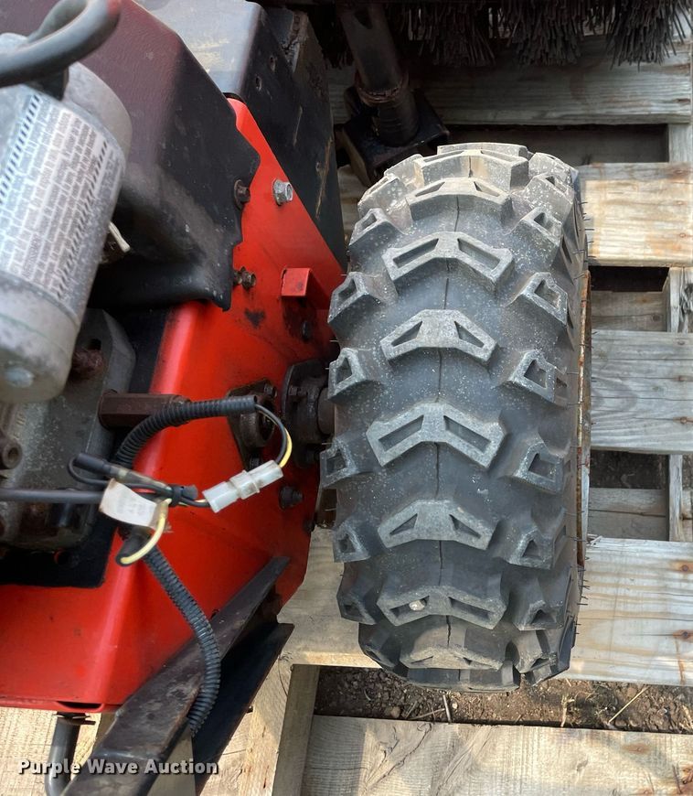 image for item DS8956 2017 Ariens Power Brush 36  broom