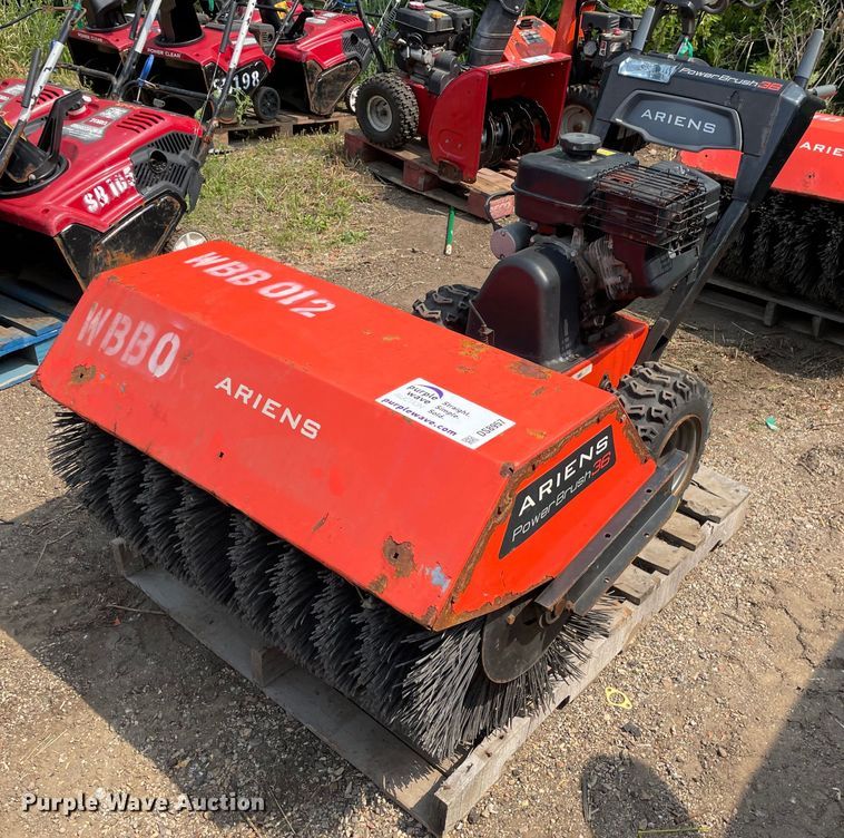 image for item DS8957 2017 Ariens Power Brush 36  broom