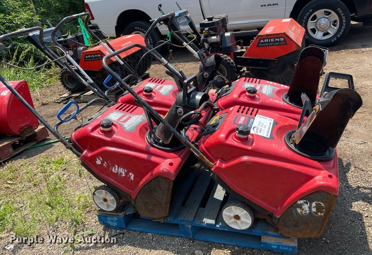 image for item DS8958 (4) Toro Power Clear snow blowers