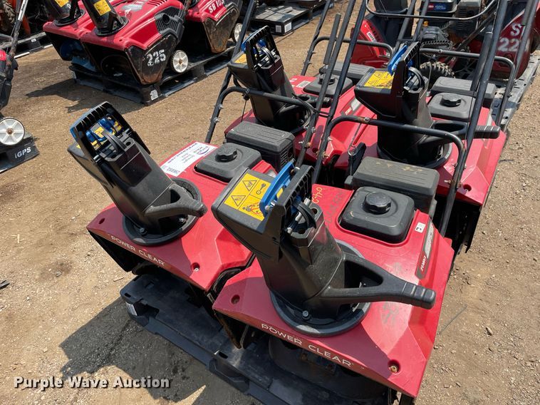 image for item DS8962 (4) Toro Power Clear snow blowers
