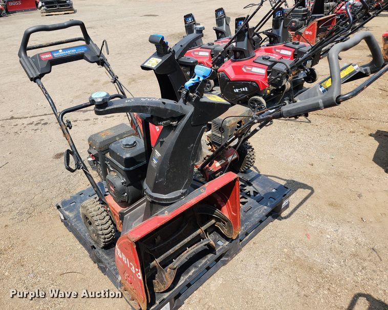 image for item DS8964 (2) Toro Snowmaster 724 ZXR  snow blowers