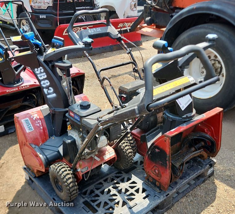 image for item DS8966 (2) Toro Snowmaster 724 ZXR snow blowers