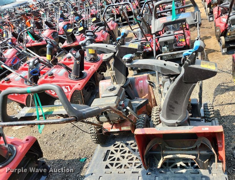 image for item DS8971 (2) Toro Snowmaster 724 ZXR snow blowers