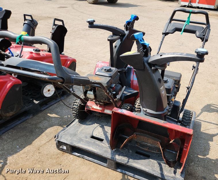 image for item DS8981 (2) Toro Snowmaster 724 ZXR snow blowers