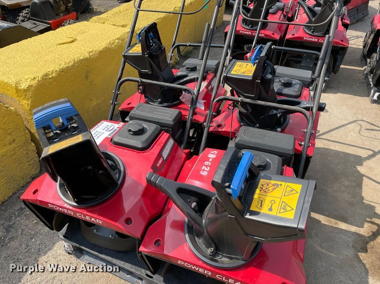 image for item DS8985 (4) Toro Power Clear snow blowers