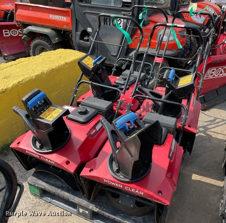 image for item DS8986 (4) Toro Power Clear snow blowers