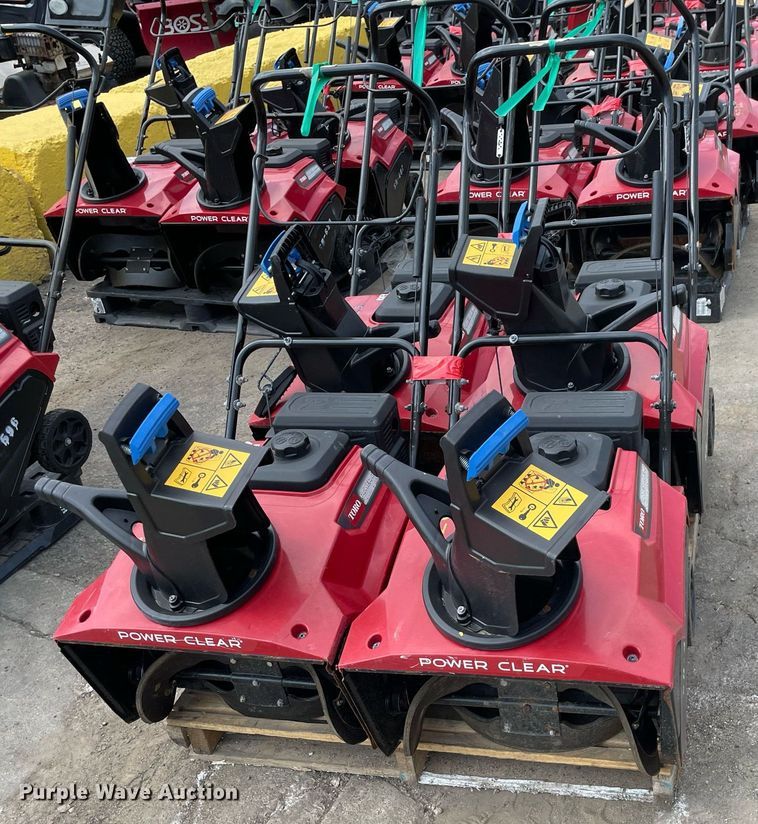 image for item DS8989 (4) Toro Power Clear snow blowers