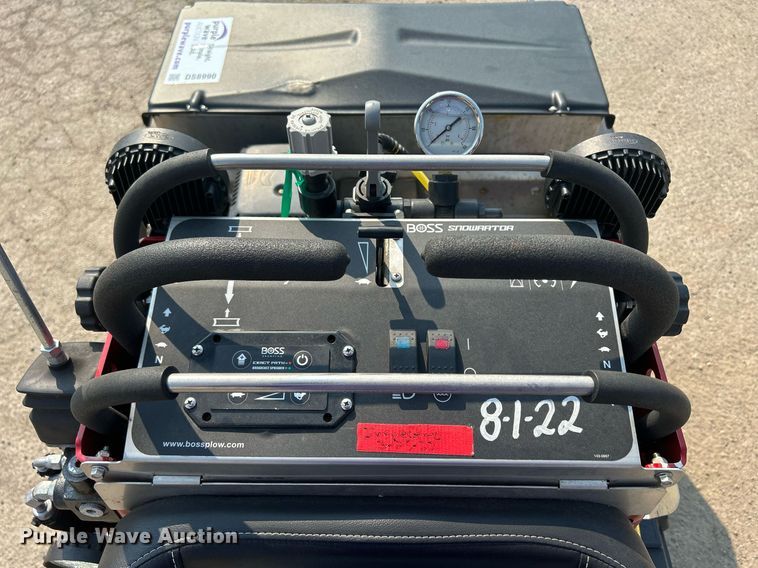 image for item DS8990 2021 Boss Snowrator