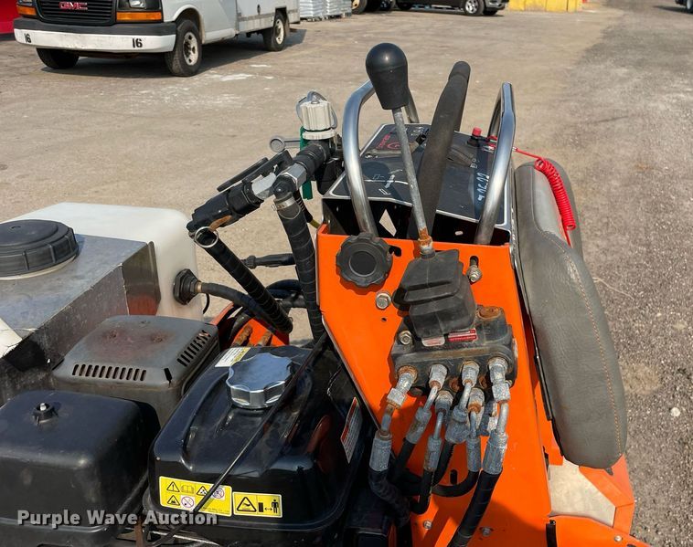 image for item DS8991 2019 Snowrator ZX4