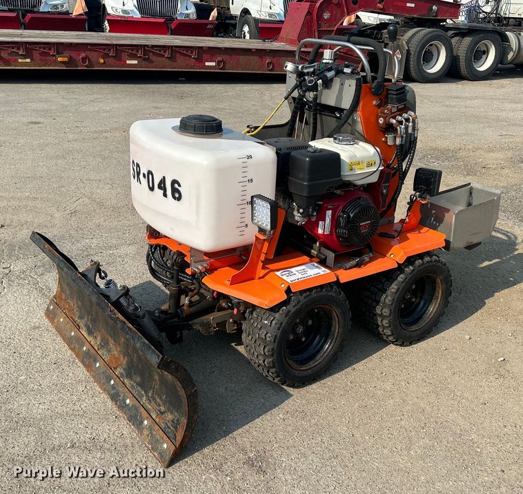 image for item DS8992 Snowrator ZX4