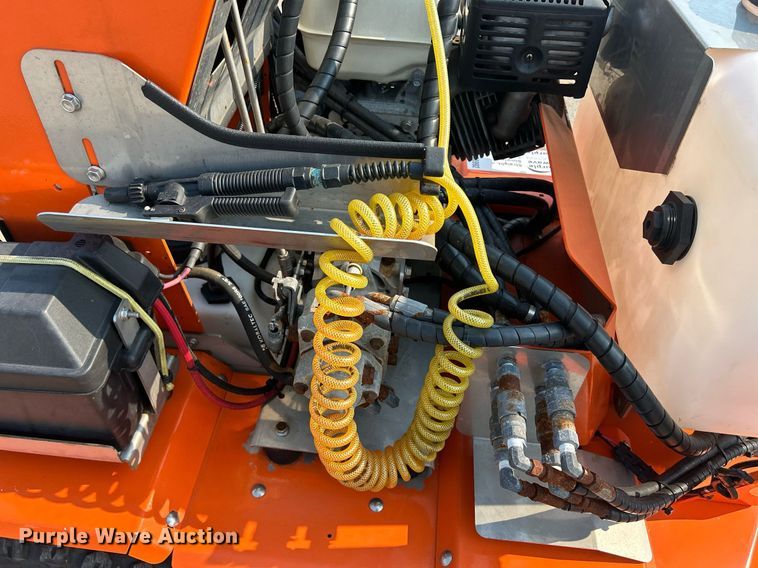 image for item DS8992 Snowrator ZX4