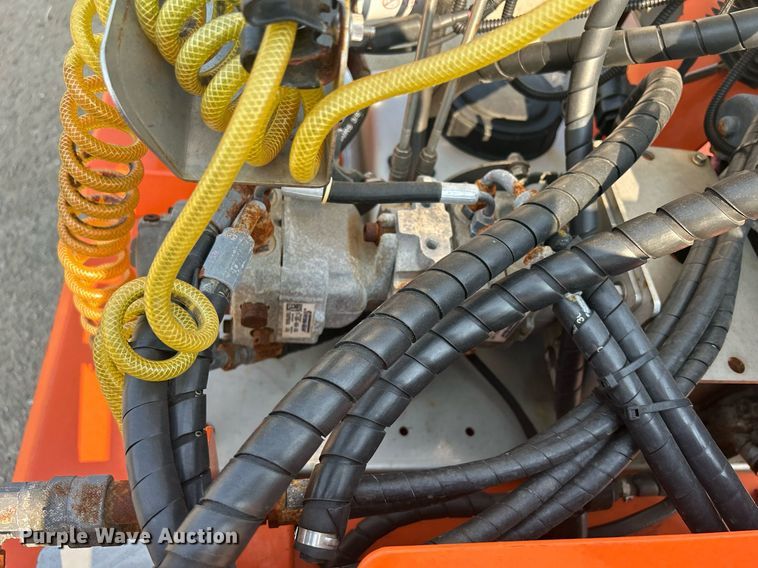 image for item DS8992 Snowrator ZX4