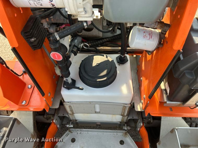 image for item DS8992 Snowrator ZX4